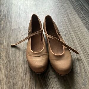 Women’s Tan Bloch Tap Shoes Used
